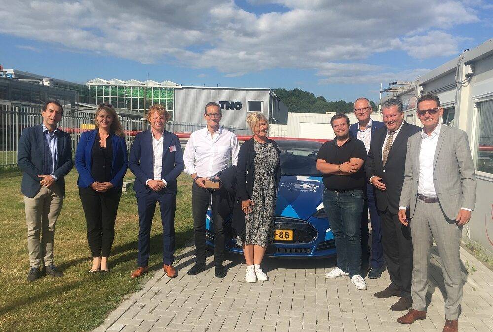 KPN topman bezoekt Economic Board Groningen en 5G Lab