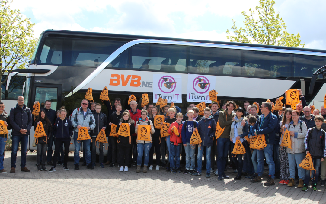 Noord-Nederlandse scholieren bezoeken Hannover Messe
