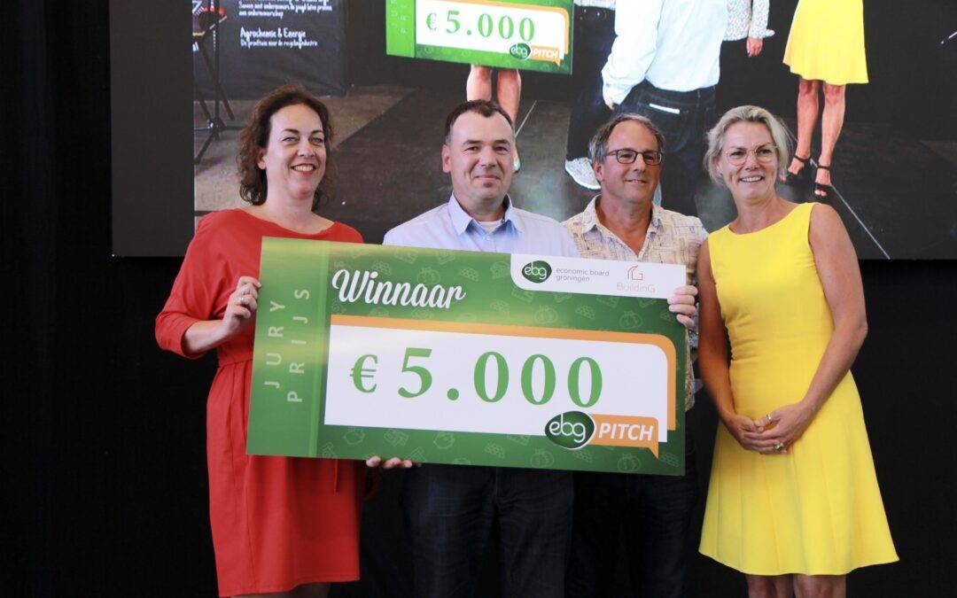 Acroniq wint finale EBG Pitch: € 10.491 voor ontwikkeling van bouwmateriaal met olifantsgras